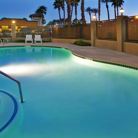 Holiday Inn Express & Suites Rancho Mirage - Palm Spgs Area By Ihg Esterno foto